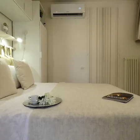 Seta Apartment Bologna Buitenkant foto